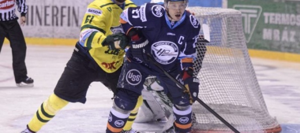 V Tipsport lige sa darilo domácim tímom, na ľade súpera uspeli iba Liptáci