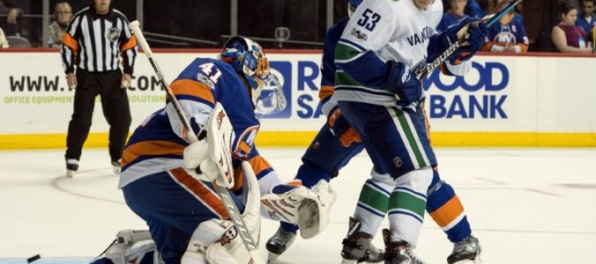 Video: Islanders sa v NHL naďalej darí a súčasťou úspešnej série už začína byť aj brankár Halák
