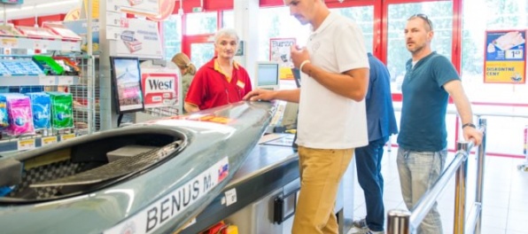 Beňušove kanoe ako nákupný košík