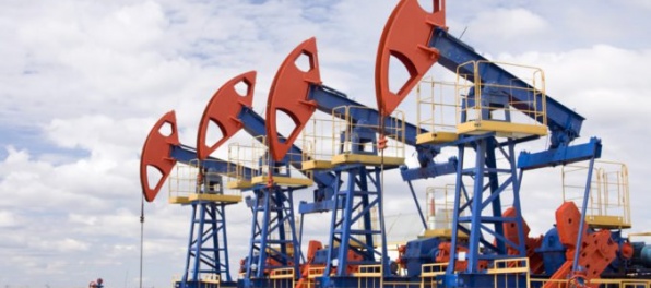 Ľahká americká ropa si odpísala 1,2 percenta, ropa Brent zlacnela o 50 centov