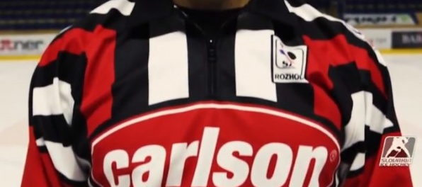 Video: Slovenskí rozhodcovia s novými dresmi