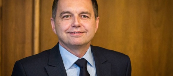 Šéfovať Euroskupine chcú štyria ministri financií, medzi nimi aj Peter Kažimír