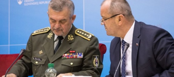 Aktualizované: V armáde upratujú pre zmiznutú muníciu, minister Gajdoš chce zmeniť zle nastavený systém
