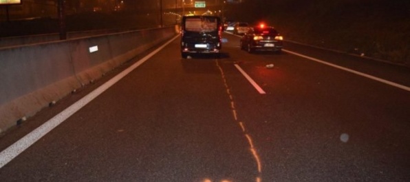 Foto: Muž prechádzal cez diaľnicu D2, zrážku s autom neprežil