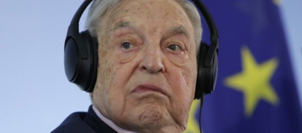 Soros ako mŕtve prasa, ďalší útok Fideszu na amerického finančníka