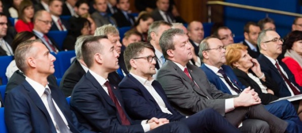 Aktualizované: Maďarič s odborným tímom rok pripravovali nový program Smeru, Fico z neho použil iba časť preambuly