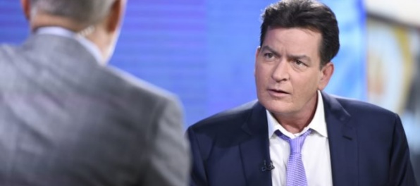 Sheen žaluje noviny National Enquirer za článok, že sexuálne napadol Haima Sheen žaluje noviny National Enquirer za článok, že sexuálne napadol Haima