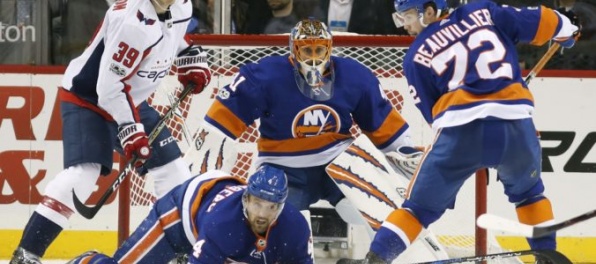 Video: Halák sa stal 1. hviezdou v zápase proti Capitals, Detroit s Tatarom prehrali ďalší zápas