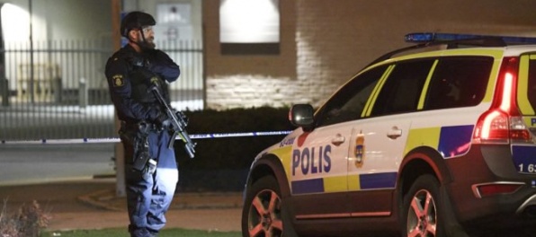 Švédi protestovali proti Trumpovmu vyhláseniu Jeruzalema, na synagógu hodili zápalné bomby