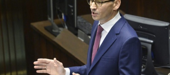 Musíme hájiť svoje národné záujmy, vyhlásil nový poľský premiér Morawiecki