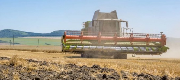 Poľnohospodári nesúhlasia s miliónovou podporou, od Fica, Danka a Matečnej chcú splnenie sľubov