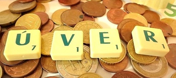 Vianoce na úver sa nemusia vyplatiť