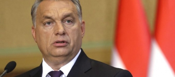 V otázke utečencov to bol súboj medzi V4 a zvyškom EÚ, hodnotí premiér Orbán summit v Bruseli