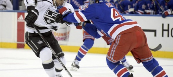 Video: Gáborík oslávil tisíci zápas kariéry v NHL gólom a asistenciou, Tatar spečatil víťazstvo