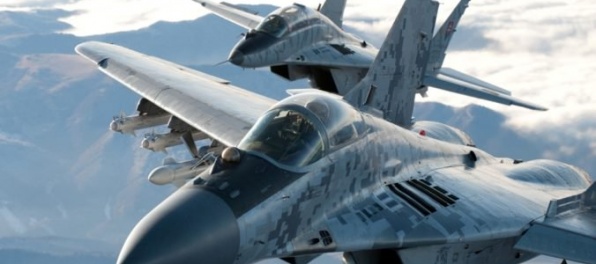 Ministerstvo obrany varuje pred preletom stíhačiek, môžu spôsobiť supersonický tresk