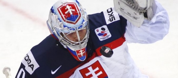 Brankár Ján Laco sa chce v Sparte čo najviac priblížiť olympiáde v Pjongčangu