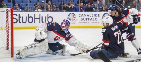 Durný zneškodnil 43 amerických striel, Studenič prirovnal výhru nad USA k zisku Stanleyho pohára