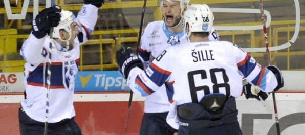 Detva uspela po 11 prehrách, Nitra s prehľadom zdolala lídra z Trenčína a Košice opäť neuspeli