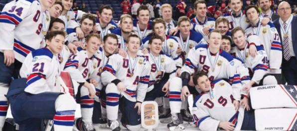 Video: Američania deklasovali Čechov v súboji o bronz na MS v hokeji do 20 rokov