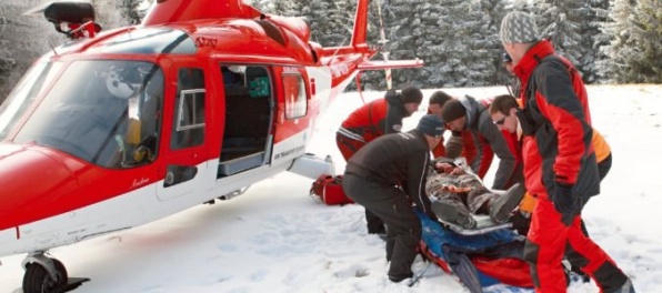 V Bachledovej doline zahynula lyžiarka, po páde narazila do stĺpu lanovky