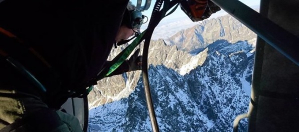 Horskí záchranári ratovali 70-ročného turistu a resuscitovali lyžiara