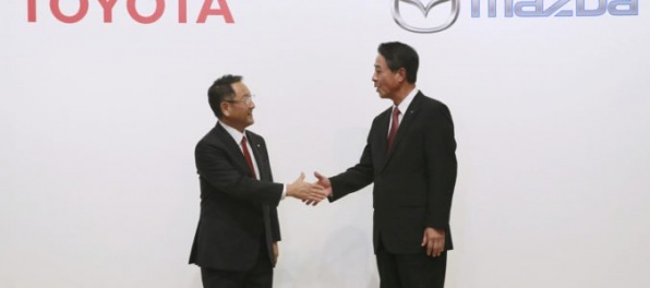Toyota a Mazda postavia spoločný závod v americkej Alabame, zamestnávať má tisícky ľudí