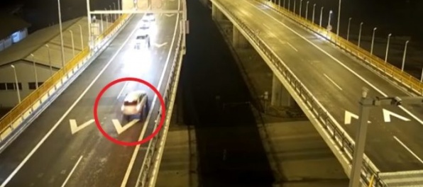 Video: Po diaľnici D3 uháňalo auto v protismere, Kysučanovi namerali skoro 2,5 promile