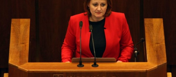 Aktualizované: Blahová zo SaS hrozí komisárke Tomanovej trestným oznámením, ak neodstúpi z funkcie