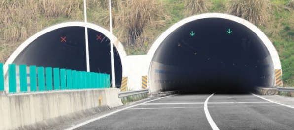 Európska komisia žiada, aby Čebrať nezačali raziť pred posúdením vplyvov na životné prostredie