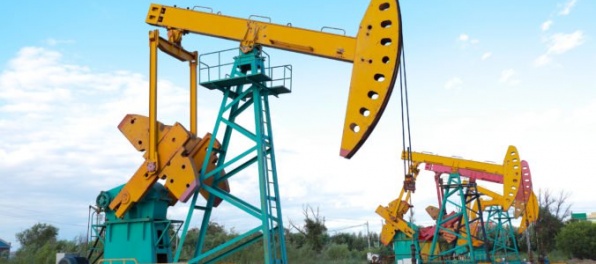 Ceny ropy opäť posilnili, ľahká americká ropa zdražela o 24 centov