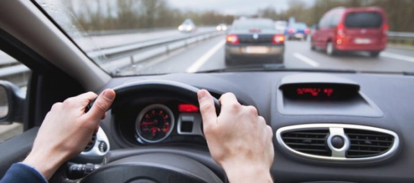 Termín zaplatenia dane z motorových vozidiel sa blíži, finančná správa upozorňuje na chyby