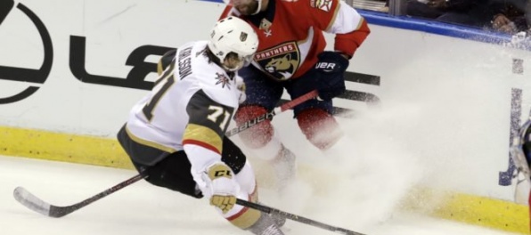 Video: Gáboríkovi „králi“ sú v kríze, „zlatí rytieri“ nevyužili šancu dostať sa na čelo NHL