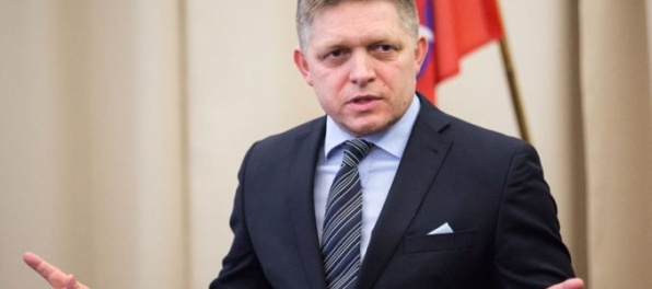 Z trojkára sa na gymnáziu génius nestane, myslí si premiér Fico a Lubyovej vyjadril podporu