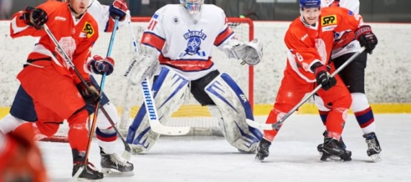 EUHL ukončila základnú časť, v nadstavbe pokračuje boj o miesta do playoff