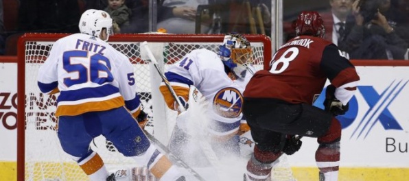 Video: Tatarov Detroit „vynuloval“ New Jersey, Arizona s Pánikom porazila „ostrovanov“ s Halákom