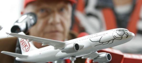 Niki Lauda kupuje späť zbankrotovanú leteckú spoločnosť Austrian airline Niki