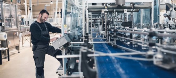 Ficova vláda odklepla investorom milióny eur, za stimuly majú vytvoriť pracovné miesta