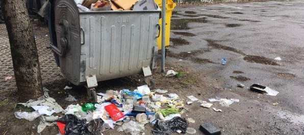 V jednom z bratislavských kontajnerov našli mŕtveho novorodenca, polícia vyzýva verejnosť k spolupráci