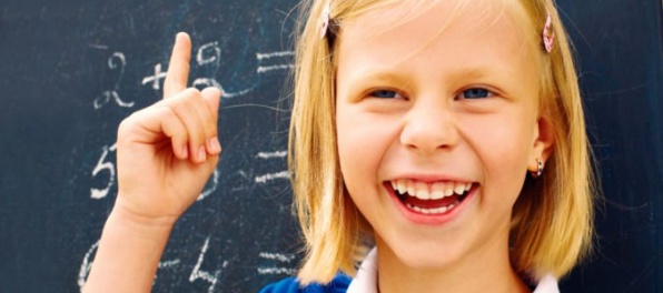 PRIESKUM: Polročné vysvedčenie vníma ako dôležitú udalosť polovica Slovákov