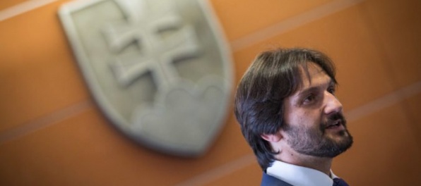 Minister Kaliňák prehovoril o kauze údajných fiktívnych darov pre SDKÚ
