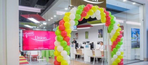 Union bude mať ako jediný pobočku otvorenú cez víkend, aj vo večerných hodinách