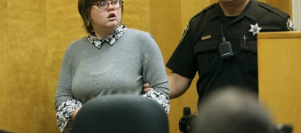 Dievča sa pokúsilo zabiť spolužiačku, aby zapôsobilo na fiktívnu strašidelnú postavu Slender Mana