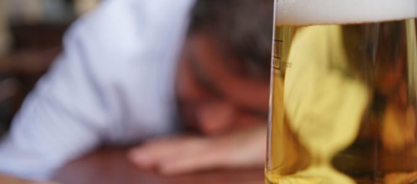 Oxana v krčme okradla spiaceho Jozefa, hrozia jej dva roky väzenia