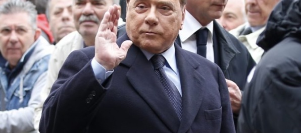 Expremiér Berlusconi varuje, že státisíce migrantov sú pripravené páchať zločiny v Taliansku