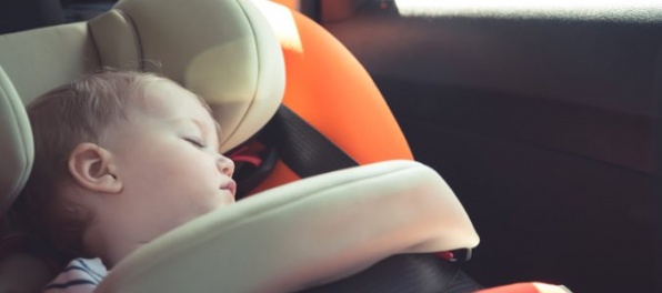 Bratislavčan nechal malé dieťa v zamknutom aute v podzemnej garáži, prípad vyšetruje polícia