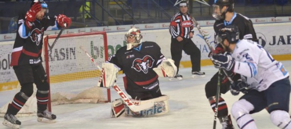 Poprad deklasoval majstra z Banskej Bystrice, Košice vyhrali vo Zvolene a Trenčín uspel v Detve
