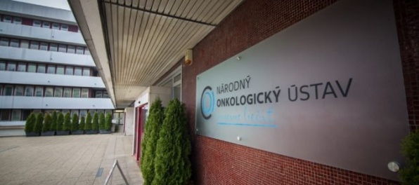 Národný onkologický ústav zakázal návštevy pacientov, dôvodom je rozšírená chrípková epidémia
