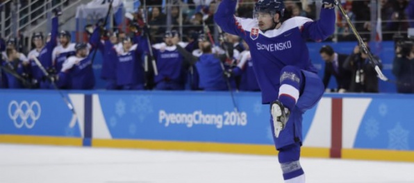 Čerešňák najprv gaťami pomohol Rusom ku gólu, potom rozhodol o víťazstve Slovenska