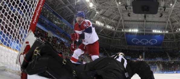 Hokejisti Česka dvakrát zmazali náskok Kanaďanov a na olympiáde majú druhé víťazstvo