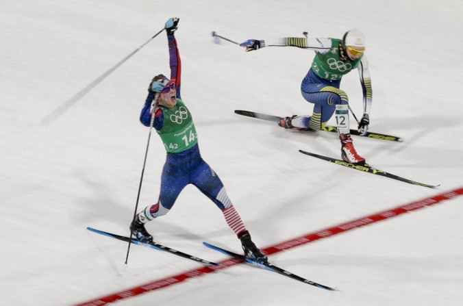USA majú po 42 rokoch medailu v behu na lyžiach, Randallová a Digginsová zlaté v tímšprinte